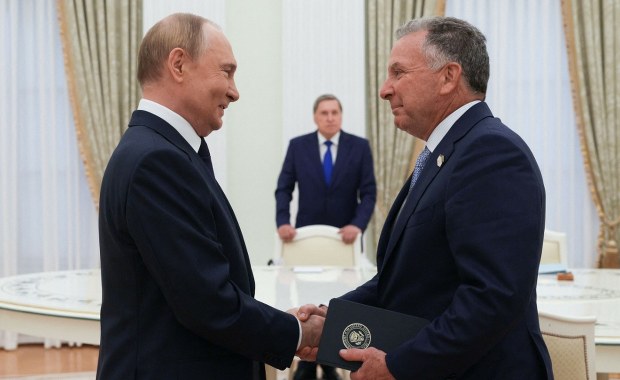 Bez służb i tłumacza. Doniesienia o warunkach Kremla przed wizytą Witkoffa