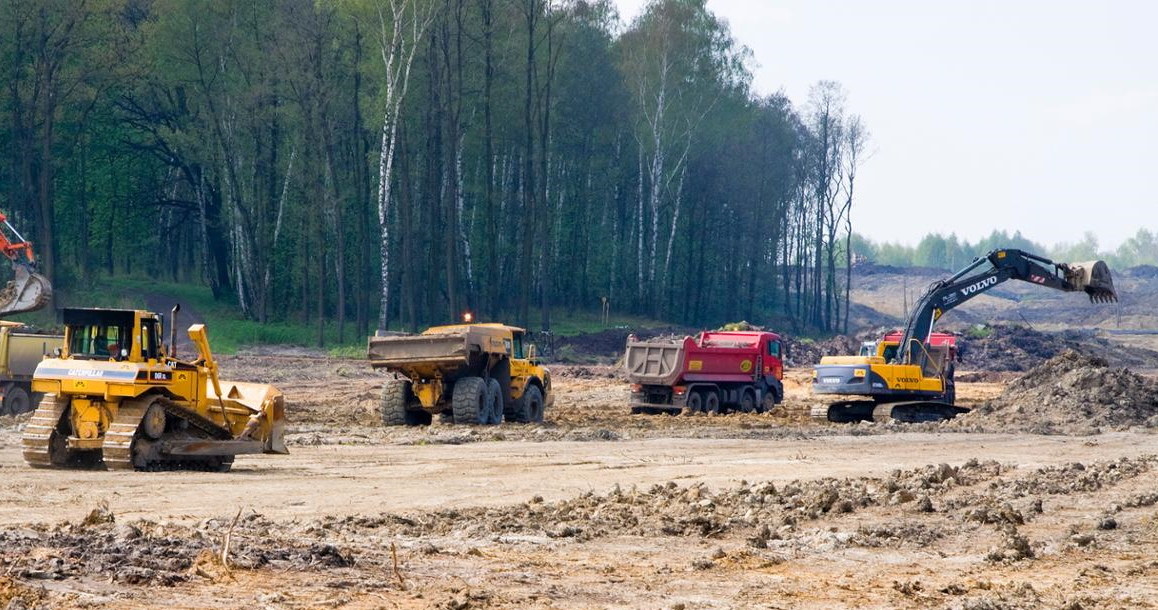 Bez unijnych pieniędzy niemożliwe byłoby wybudowanie sieci autostrad i dróg ekspresowych, a co roku na drogach ginęłoby nie 2,5 a 5 tys. osób /GDDKiA