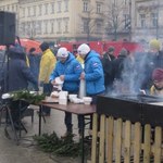 Bezdomni i potrzebujący z całej Polski przyjechali do Krakowa na wigilię