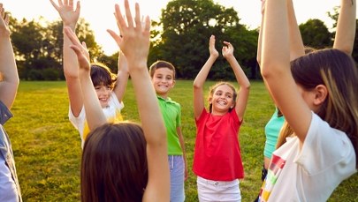 Bezpieczeństwo dzieci na koloniach. O czym należy pamiętać? 