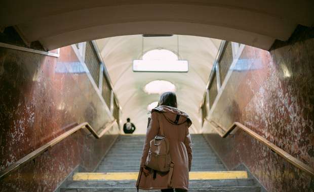 Bezpieczniej w Rwandzie niż we Francji? Zaskakujące wyniki światowego raportu