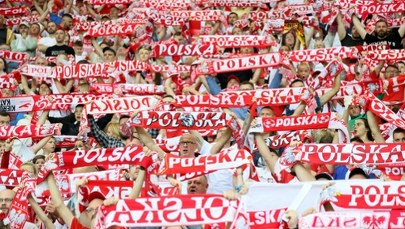 Bezpłatna komunikacja i zamknięte ulice. Warszawa szykuje się na mecz Polaków