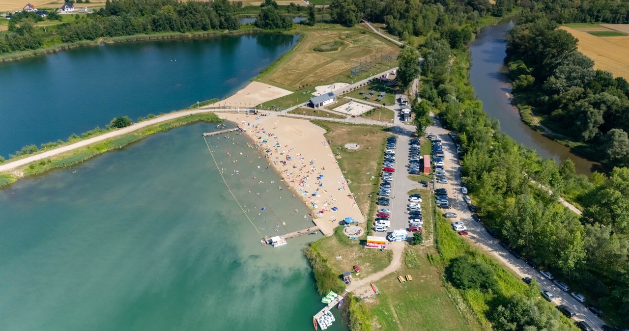 ​Bezpłatne kąpielisko z piaszczystą plażą blisko Krakowa. Alternatywa dla zatłoczonego Zakrzówka /ANNA KACZMARZ / POLSKA PRESS/Polska Press/East News /East News