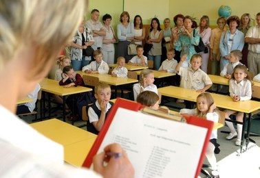 Bezpłatny podręcznik może okazać się fikcją