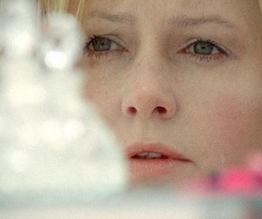 Bezpośrednim impulsem do realizacji "Wszystko na sprzedaż" była tragiczna śmierć Zbyszka Cybulskiego w styczniu 1967 roku. Na zdjęciu: Elżbieta Czyżewska w filmie "Wszystko na sprzedaż".