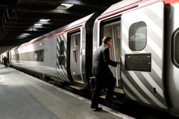 Bezprzewodowy internet zagości w pociągach? /AFP
