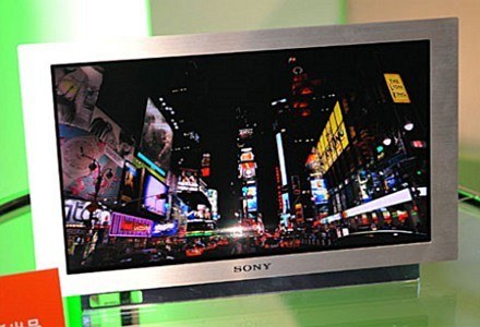 Bezprzewodowy TV OLED          (Fot. TCMagazine.com) /CafePC.pl