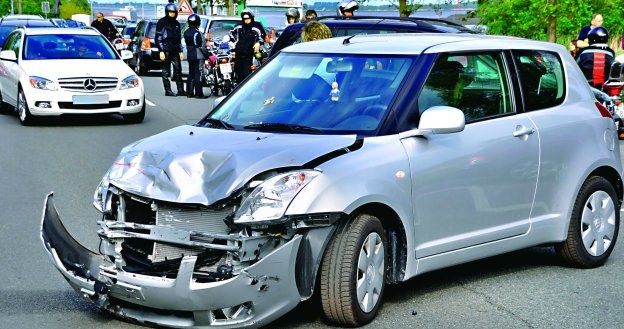 Bezwypadkowy? Oczywiście, wszak to co widzimy na zdjęciach to tylko stłuczki i kolizje. /Motor