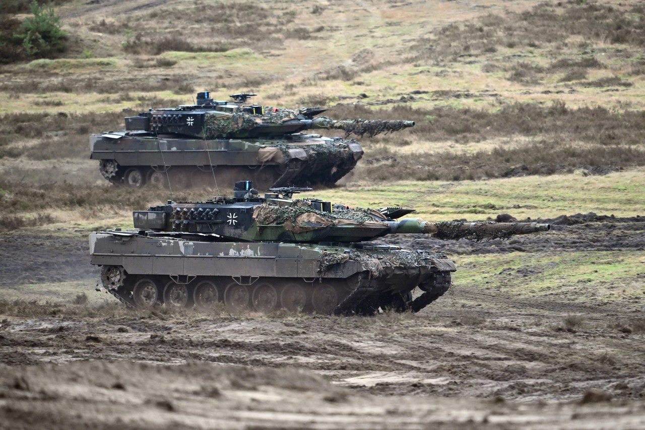 Bezzębne leopardy. Niemcy nie mają amunicji do swoich czołgów