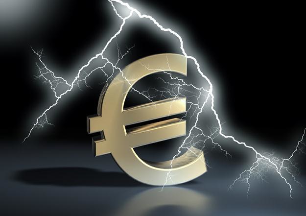BGK sprzedaje euro, co umacnia złotego /&copy; Panthermedia