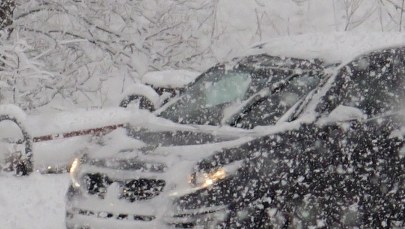 Białe drogi na południu Polski. "Jeździ się fatalnie"