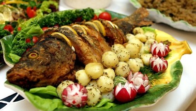 Białko, które pomaga radzić sobie ze skutkami świątecznego przejedzenia