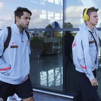 Piłkarze w drodze na lotnisko w Gdańsku