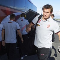 Piłkarze w drodze na lotnisko w Gdańsku