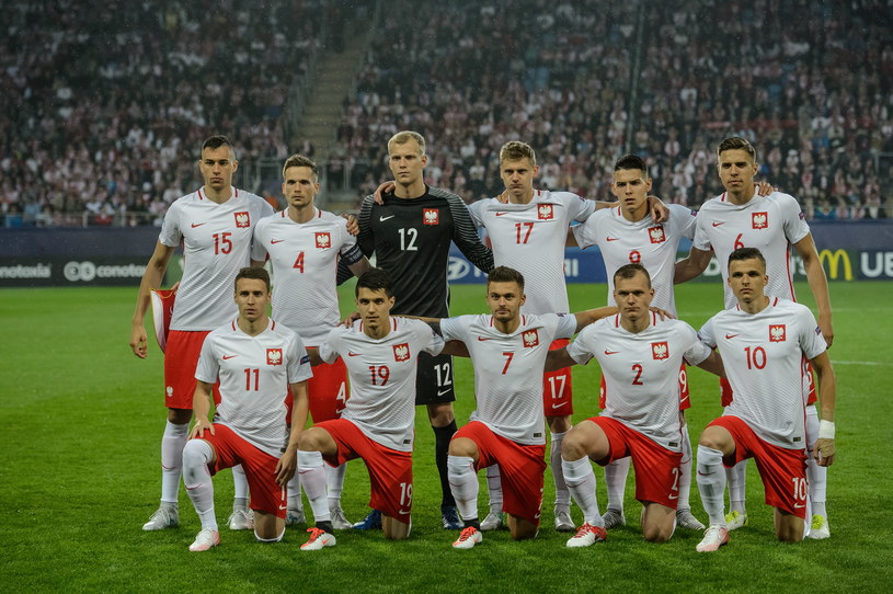 "Biało-czerwoni" przed piątkowym meczem ze Słowacją /Wojciech Pacewicz /PAP