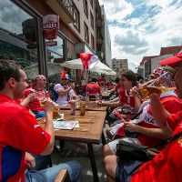 Kibice czekają na wieczorny mecz  EURO 2012