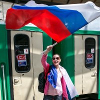 Do Wrocławia przybywają rosyjscy kibice przed wieczornym meczem Rosja-Czechy