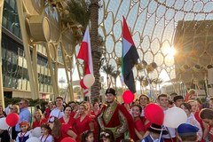 Biało-czerwony korowód w Dubaju. Polski Dzień na Expo