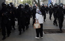 ​Białoruś: Kolejny dzień procesów za protesty