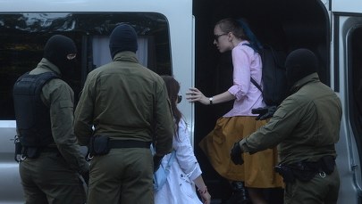 Białoruś: Podczas protestu kobiet zatrzymano dziennikarki