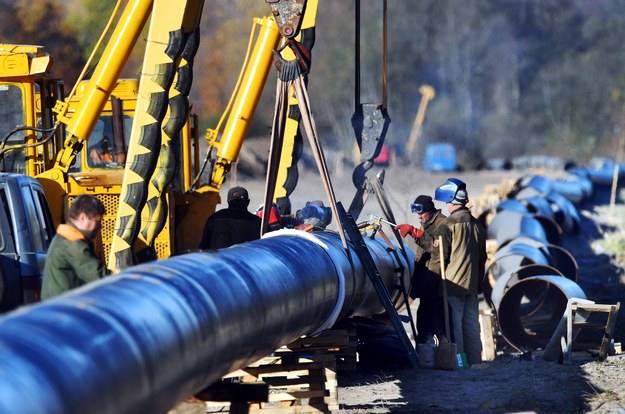 Białoruś stara się o jednorazowy zakup ropy naftowej od niezależnych rosyjskich firm / 	Viktor Drachev /PAP/EPA