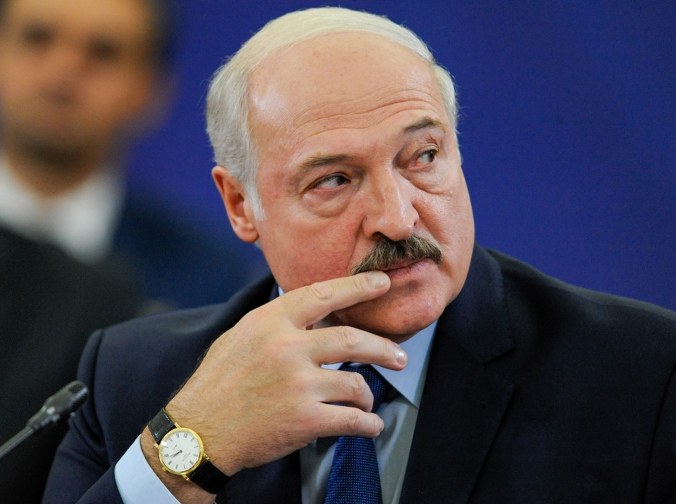 Białoruś wypuszcza więźniów politycznych. Wśród nich Polak