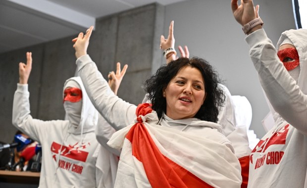 Białoruś zwalnia 250 więźniów politycznych. USA znoszą sankcje