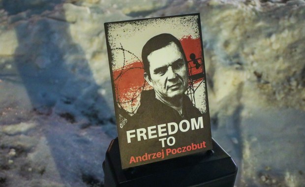 Białoruś zwolniła 250 więźniów politycznych. Co z Poczobutem?