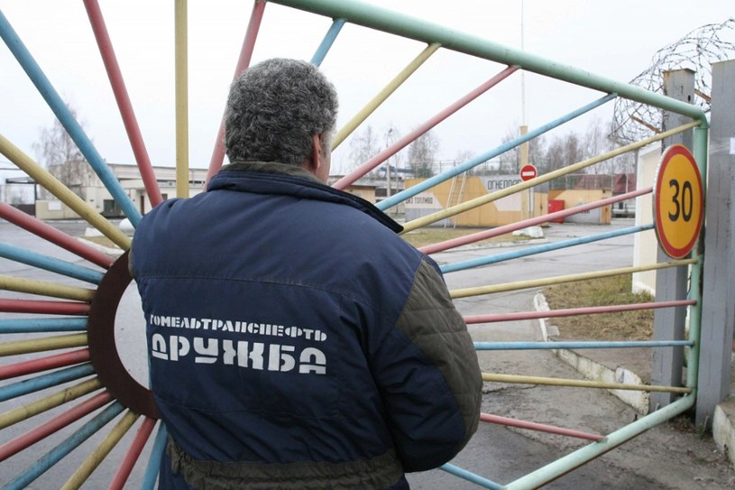 Białoruski Gomieltransnieft ograniczył tłoczenie ropy rurociągiem przyjaźń w kierunku Polski /NIKOLAI TITOV /East News