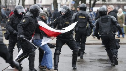 Białoruski MSZ o działaniach milicji: Czerpiemy naukę z zamachów w Europie