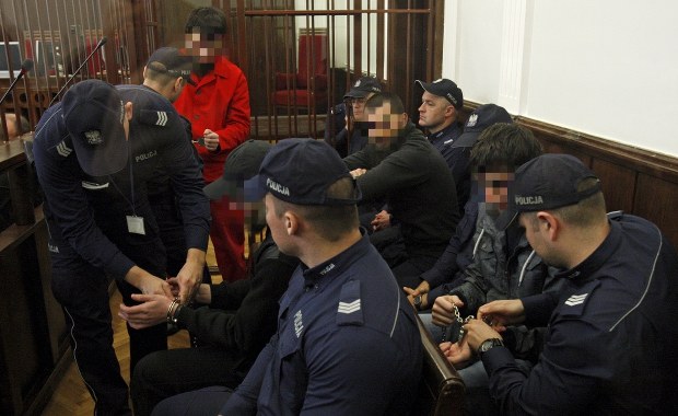 Białystok: Czeczeni oskarżeni o wspieranie ISIS pozostaną na wolności