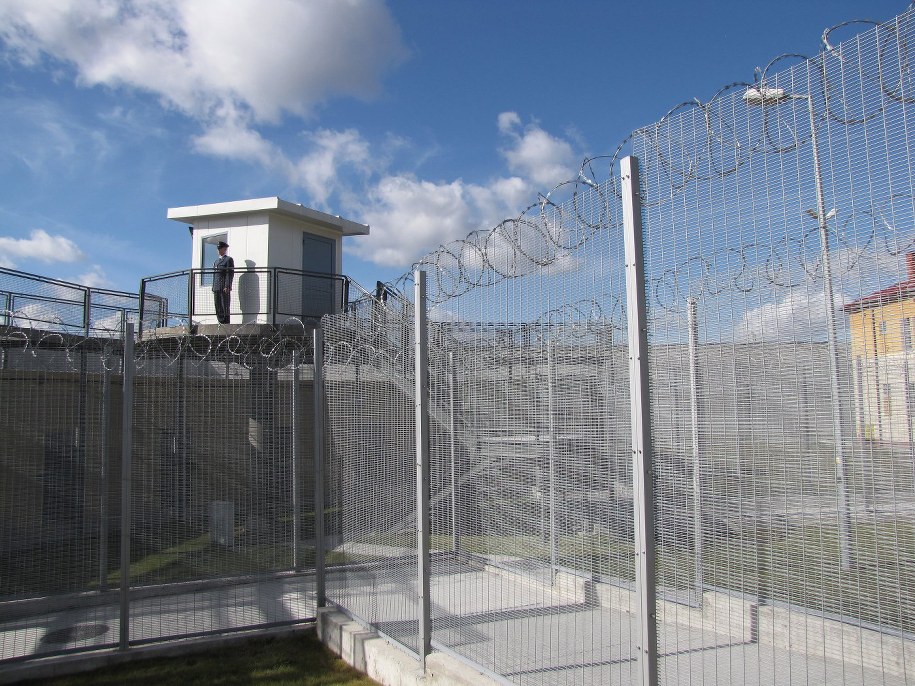 Białystok: Ojciec skazany na 10 lat więzienia m.in. za gwałty na córce