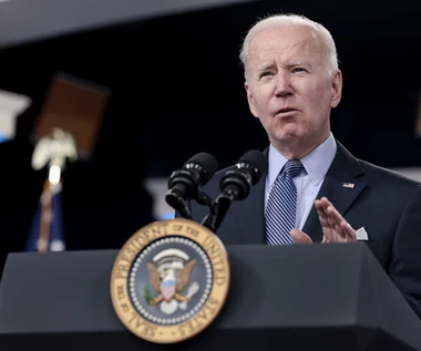 Biden: Ogłaszam największy plan uwolnienia rezerw ropy naftowej w historii, milion baryłek dziennie przez sześć miesięcy