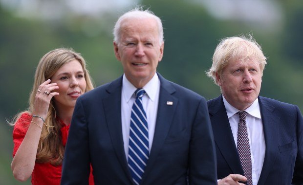 Biden: USA przekażą ubogim krajom 500 mln szczepionek przeciw Covid-19 