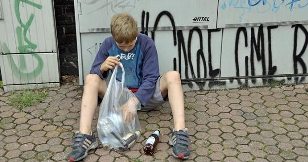 Bieda dzieci boli w bogatych Niemczech /Deutsche Welle