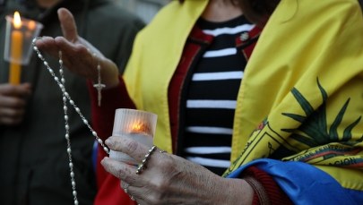 ​Biedny chrześcijanin patrzący na krwawą karuzelę w Wenezueli