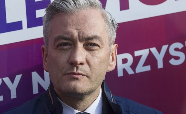 Biedroń: Demokracja, konstytucja i solidarność nie są dane raz na zawsze