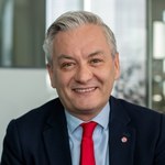 Biedroń o Hołowni: Polityczny tchórz ws. aborcji