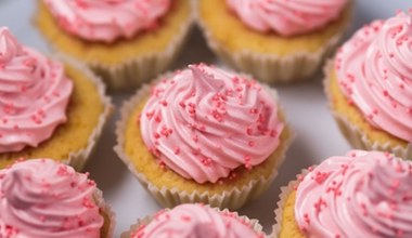 Biedronka kusi praktycznymi i pięknymi akcesoriami do pieczenia! Ceny już od 7,99 zł