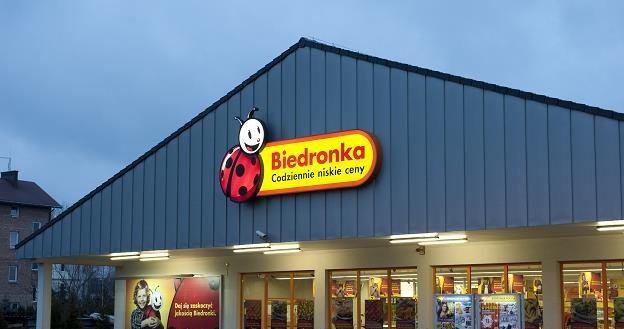Biedronka musi walczyć o pracowników /Informacja prasowa