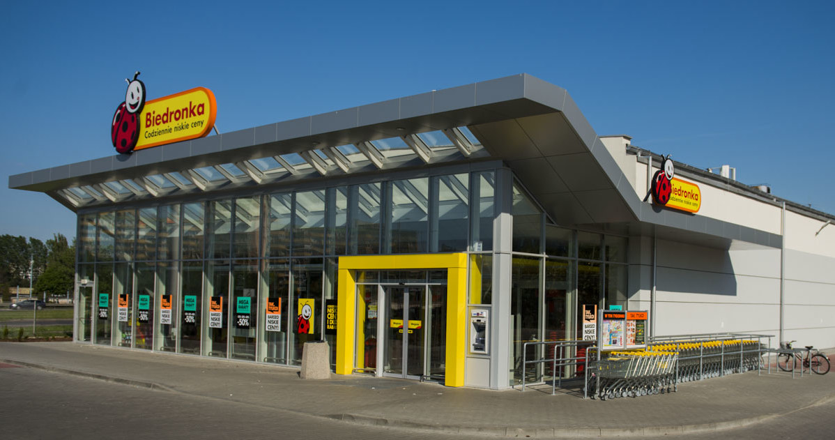 Biedronka oferuje akcesoria samochodowe w niskich cenach! /INTERIA.PL