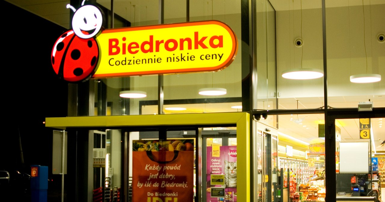 Biedronka oferuje gratisowe promocje! /adobestock /INTERIA.PL