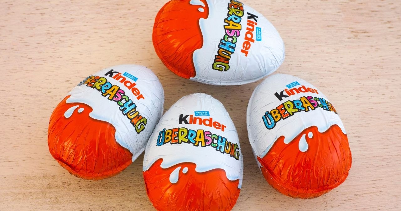 Biedronka oferuje słodycze Kinder w gratisie! /adobestock /INTERIA.PL