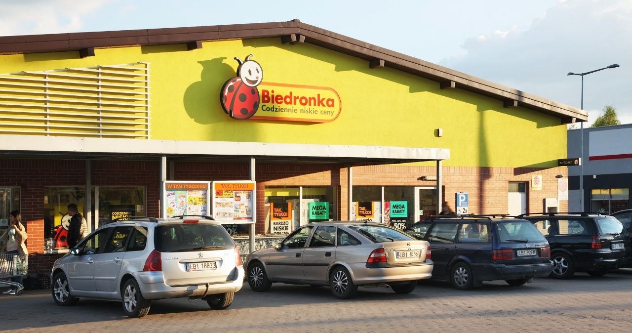 Biedronka przecenia akcesoria samochodowe /adobestock /INTERIA.PL