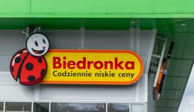 Biedronka szaleje! W jej sklepach można dostać za darmo kosmetyki od marek Gliss, Garnier i STR8