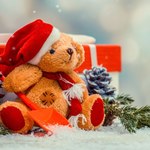 Biedronka szokuje! Oferuje zabawki i dekoracje świąteczne za darmo