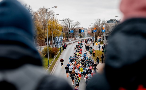 Bieg przez serce Krakowa. Oto jak wygląda największy wiosenny maraton w Polsce