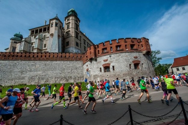 Biegacze w Krakowie /Zarząd Infrastruktury Sportowej w Krakowie /