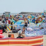 plaża Biegli do leżaków jak po nagrodę. Nagranie Polki hitem internetu