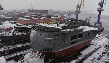 Biegun Północny - rosyjski statek badawczy o oryginalnej konstrukcji